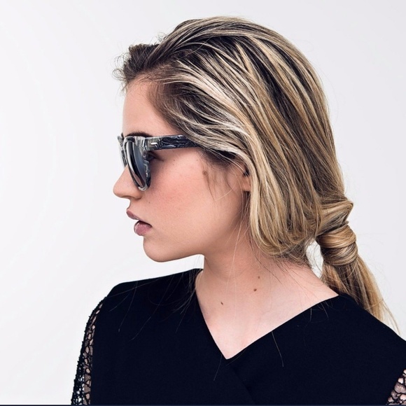 BARTON PERREIRA VALLEY Girl  Sunglasses main image 5